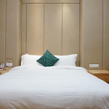Paco Hotel Ouzhuang Metro Guangzhou-Free Shuttle To Canton Fair Luaran gambar